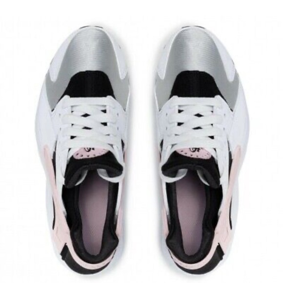 NIKE Huarache Run Sz 1Y and 6.5Y - Picture 6 of 8